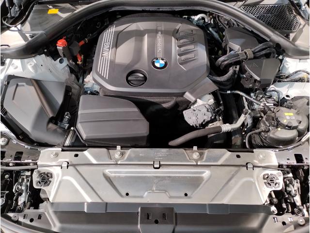 ３シリーズ ３２０ｄ　ｘＤｒｉｖｅツーリング　Ｍスポーツ　インディビジュアルフィオナレッドレザー　ファストトラックＰＫＧ　コンフォートＰＫＧ　１９インチＡＷ　Ｍサスペンション　Ｍスポーツブレーキ　ＨｉＦｉスピーカー　ヘッドアップディスプレイ　元レンタカー（21枚目）