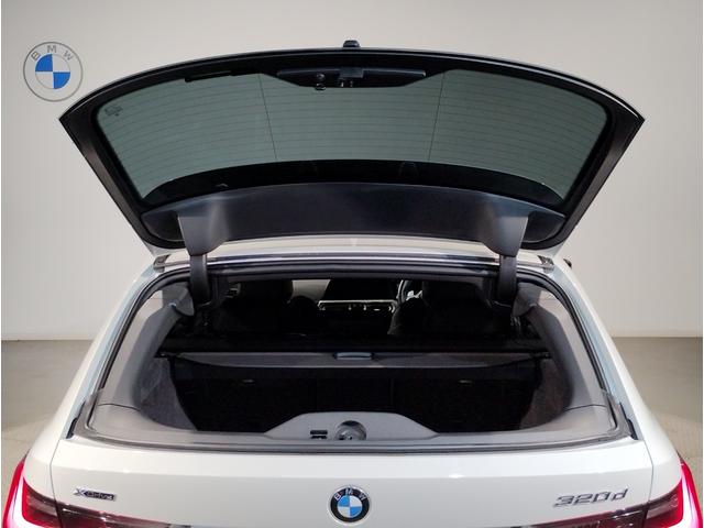 3シリーズ 320d xDriveツーリングハイラインパッケージ ワンオーナ― ブラックレザー アクティブクルーズ シートヒーター 全周囲カメラ 電動シート 電動トランク 純正18インチAW インテリジェントセーフ AI音声認識ナビ アンビエントライト G21(33枚目)