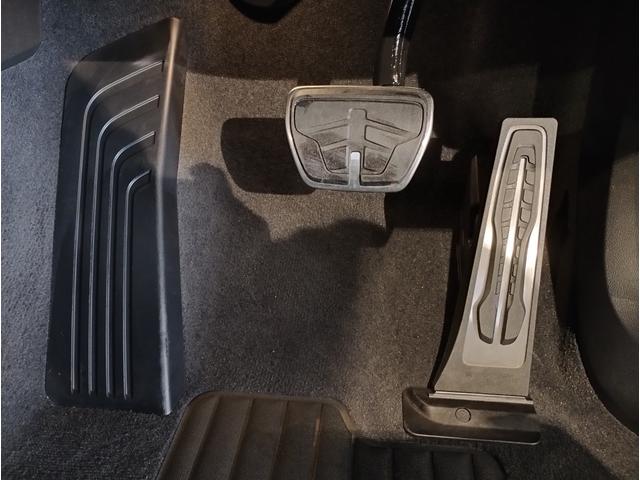 X3 xDrive 20d Mスポーツ パノラマサンルーフ ブラックレザーシート アクティブクルーズコントロール シートヒーター全周囲カメラ 電動メモリーシート 電動リアゲート フルセグTV PDCセンサー前後 パドルシフト 後期モデル(55枚目)