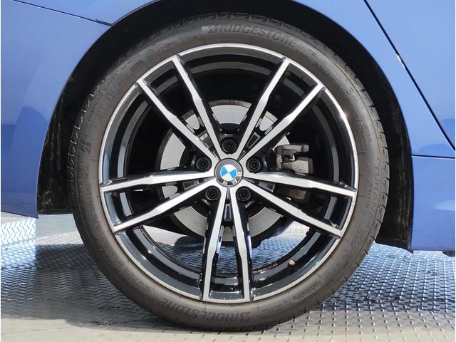 3シリーズ 320i Mスポーツ デビューパッケージ OP19インチAW コンフォートパッケージ アクティブクルーズコントロール ブラックキドニーグリル ブラックレザーシート シートヒーター パドルシフト 電動メモリーシート(19枚目)