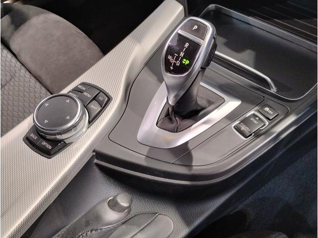 4シリーズ 420iグランクーペ Mスポーツ アダプティブLEDヘッドライト 電動メモリーシート 電動リアゲート アクティブクルーズコントロール 18インチAW パドルシフト アルカンターラシート PDCセンサー前後 レーンチェンジウォーニング(17枚目)