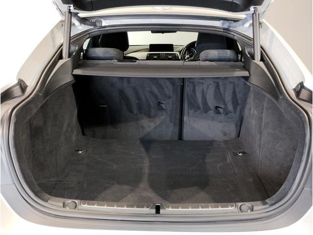 4シリーズ 420iグランクーペ Mスポーツ アダプティブLEDヘッドライト 電動メモリーシート 電動リアゲート アクティブクルーズコントロール 18インチAW パドルシフト アルカンターラシート PDCセンサー前後 レーンチェンジウォーニング(70枚目)