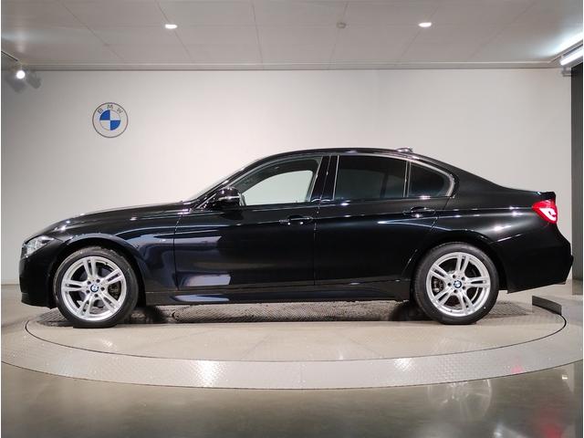 ３シリーズ ３２０ｉ　ｘＤｒｉｖｅ　Ｍスポーツ　ワンオーナー車　パドルシフト　シートヒーター　アクティブクルーズコントロール　１８インチＡＷホイール　前後ＰＤＣセンサー　インテリジェントセーフティ　バックカメラ　ＬＥＤヘッドライト　１年保証（9枚目）