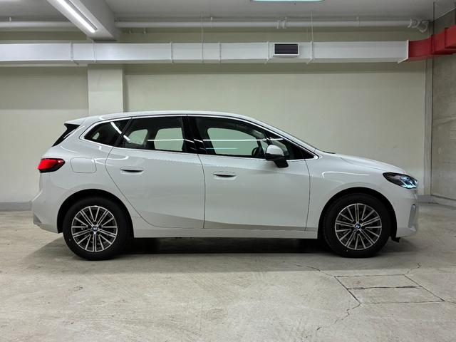 2シリーズ 218iアクティブツアラー エクスクルーシブ 弊社デモレンタカー ヴェガンザブラックレザー シートヒーター 全周囲カメラ PDCセンサー 17インチAW アクティブクルーズコントロール ヘッドアップディスプレイ 電動リアゲート(8枚目)