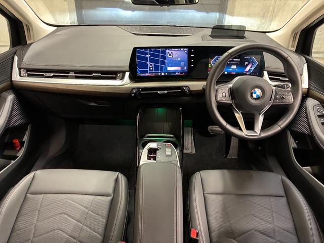 2シリーズ 218iアクティブツアラー エクスクルーシブ 弊社デモレンタカー ヴェガンザブラックレザー シートヒーター 全周囲カメラ PDCセンサー 17インチAW アクティブクルーズコントロール ヘッドアップディスプレイ 電動リアゲート(34枚目)