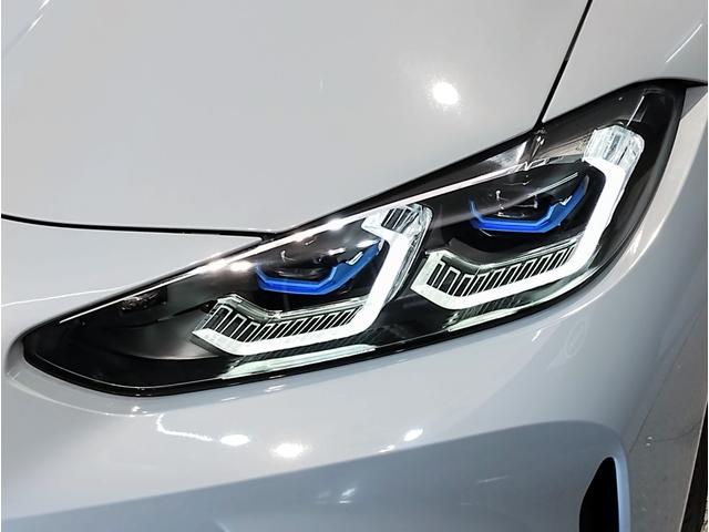 Ｍ３ Ｍ３セダン　コンペティション　Ｍ　ｘＤｒｉｖｅ　ワンオーナー　ブラックレザー　レーザーライト　ハーマンカードンスピーカー　全周囲カメラ　シートヒーター　カーブドディスプレイ　フルセグＴＶ　アクティブクルーズコントロール　ヘッドアップディスプレイ（22枚目）