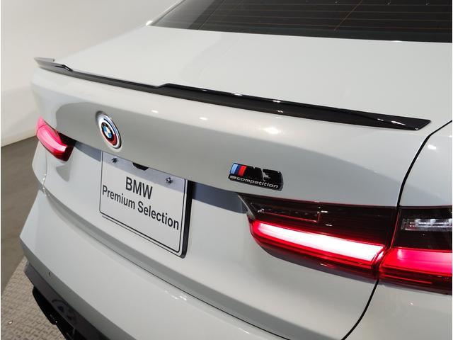 Ｍ３ Ｍ３セダン　コンペティション　Ｍ　ｘＤｒｉｖｅ　ワンオーナー　ブラックレザー　レーザーライト　ハーマンカードンスピーカー　全周囲カメラ　シートヒーター　カーブドディスプレイ　フルセグＴＶ　アクティブクルーズコントロール　ヘッドアップディスプレイ（32枚目）