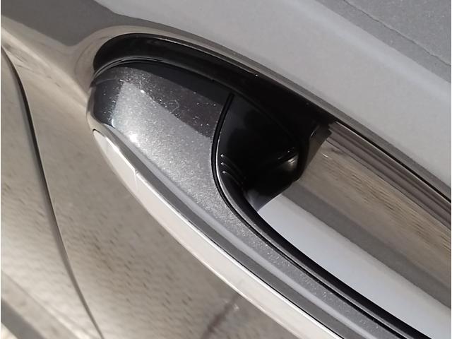 5シリーズ 530i Mスポーツ ヘッドアップディスプレイ ブラックキドニーグリル ブラックレザーシート シートヒーター 全周囲カメラ アクティブクルーズコントロール 19インチAWホイール パドルシフト 電動シート 電動リアゲート(75枚目)