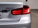 320i Mスポーツ ワンオーナー車 クルーズコントロール パドルシフト 電動シート バックカメラ PDCセンサー 衝突軽減ブレーキ 純正18インチAW LEDヘッドライト Bluetoothオーディオ 車線逸脱警告(32枚目)