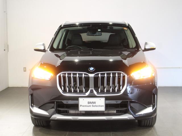 Ｘ１ ｘＤｒｉｖｅ　２０ｄ　ｘライン　認定中古車／ブラックサファイア／アクティブクルーズコントロール／被害軽減ブレーキ／ハンドルサポート／マイルドハイブリッド／フロントシートヒーター／電動リアゲート／フロントパワーシート／ＥＴＣ内蔵ミラー（6枚目）
