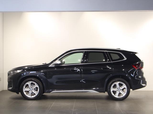 Ｘ１ ｘＤｒｉｖｅ　２０ｄ　ｘライン　認定中古車／ブラックサファイア／アクティブクルーズコントロール／被害軽減ブレーキ／ハンドルサポート／マイルドハイブリッド／フロントシートヒーター／電動リアゲート／フロントパワーシート／ＥＴＣ内蔵ミラー（10枚目）