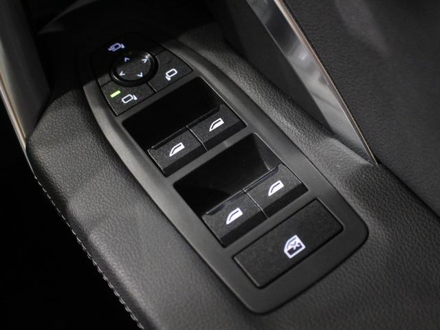 Ｘ１ ｘＤｒｉｖｅ　２０ｄ　ｘライン　認定中古車／ブラックサファイア／アクティブクルーズコントロール／被害軽減ブレーキ／ハンドルサポート／マイルドハイブリッド／フロントシートヒーター／電動リアゲート／フロントパワーシート／ＥＴＣ内蔵ミラー（63枚目）