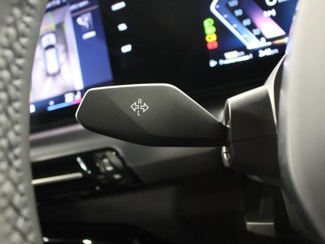 Ｘ１ ｘＤｒｉｖｅ　２０ｄ　Ｍスポーツ　認定中古車／ミネラルホワイト／レンタアップ／１８インチ純正アロイホイール／アクティブクルーズコントロール／アンビエントライト／フロントシートヒーター／フロントパワーシート／ＬＥＤヘッドライト（29枚目）