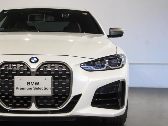 ４シリーズ Ｍ４４０ｉ　ｘＤｒｉｖｅクーペ　ミネラルホワイト／認定中古車／モカブラウンレザー／１９インチ純正アロイホイール／被害軽減ブレーキ／アクティブクルーズコントロール／フロントパワーシート／フロントシートヒーター／ＥＴＣ内蔵ルームミラー（6枚目）