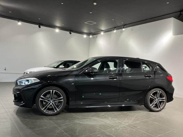 １シリーズ 　認定中古車／レンタアップ／ブラックサファイア／アクティブクルーズコントロール／被害軽減ブレーキ／バックカメラ／ＥＴＣ／電動リアゲート／フロントパワーシート／１８インチ純正アロイホイール（8枚目）