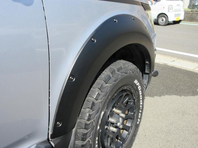 デリカD:5 D パワーパッケージ ナビフルセグTV リアカメラ JAOSスキッドバー マッドガード オーバーフェンダー 両側電動スライドドア デルタフォース16AW ホワイトレタータイヤ シートヒーター サイドステップ 4WD切替(8枚目)
