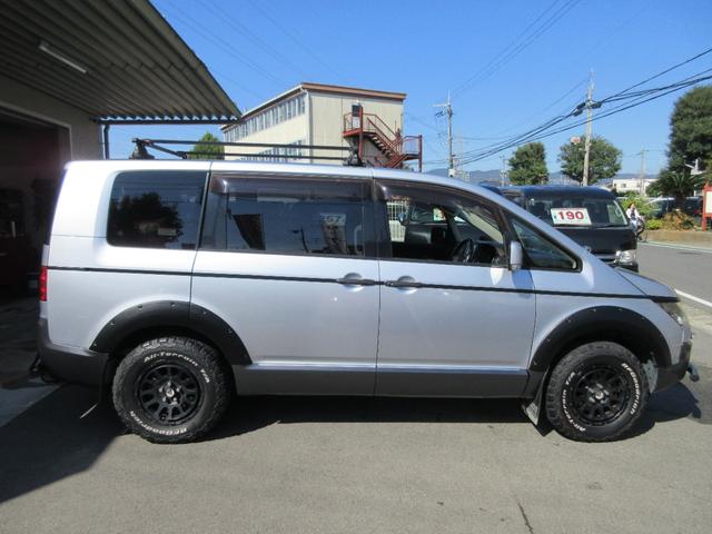 デリカD:5 D パワーパッケージ ナビフルセグTV リアカメラ JAOSスキッドバー マッドガード オーバーフェンダー 両側電動スライドドア デルタフォース16AW ホワイトレタータイヤ シートヒーター サイドステップ 4WD切替(26枚目)