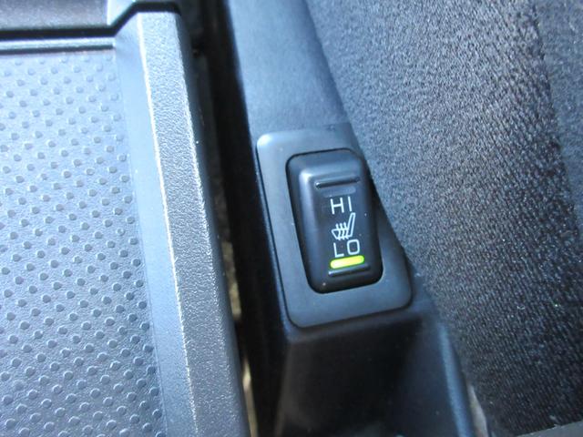 デリカD:5 D パワーパッケージ ナビフルセグTV リアカメラ JAOSスキッドバー マッドガード オーバーフェンダー 両側電動スライドドア デルタフォース16AW ホワイトレタータイヤ シートヒーター サイドステップ 4WD切替(34枚目)