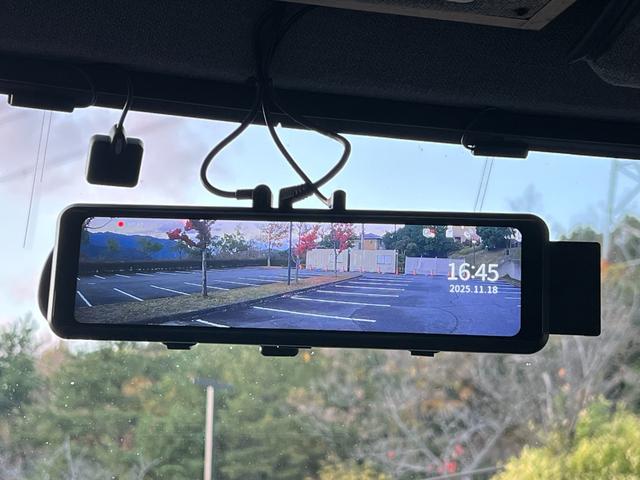 シボレーシェビーバン ベースグレード　Ｇ２０　シェビーバン　Ｇｌａｄｉａｔｏｒ／３ナンバー登録／７人乗り／フローマスター４０（マフラー）／サイド＆リア観音開き／ダブルエアコン／ナビ／バックカメラ／ドラレコ付デジタルインナーミラー／ＥＴＣ（22枚目）