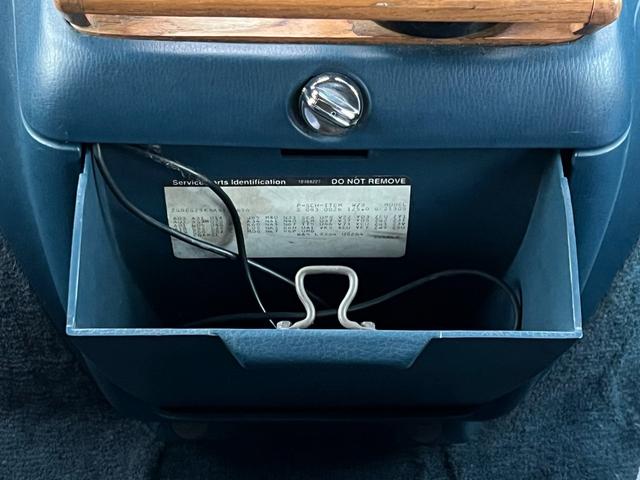 シボレーシェビーバン ベースグレード　Ｇ２０　シェビーバン　Ｇｌａｄｉａｔｏｒ／３ナンバー登録／７人乗り／フローマスター４０（マフラー）／サイド＆リア観音開き／ダブルエアコン／ナビ／バックカメラ／ドラレコ付デジタルインナーミラー／ＥＴＣ（24枚目）