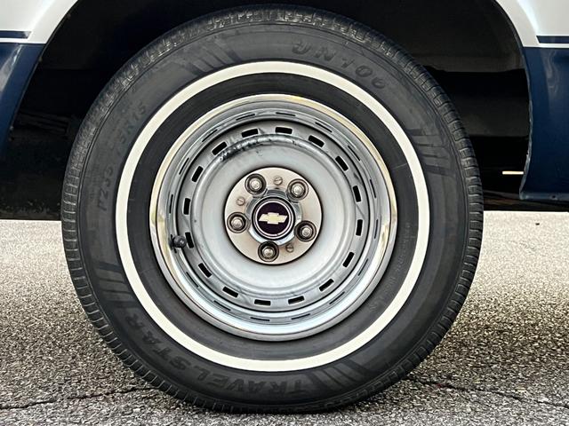 シボレーシェビーバン ベースグレード　Ｇ２０　シェビーバン　Ｇｌａｄｉａｔｏｒ／３ナンバー登録／７人乗り／フローマスター４０（マフラー）／サイド＆リア観音開き／ダブルエアコン／ナビ／バックカメラ／ドラレコ付デジタルインナーミラー／ＥＴＣ（51枚目）