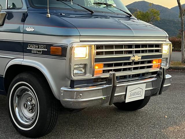 シボレーシェビーバン ベースグレード　Ｇ２０　シェビーバン　Ｇｌａｄｉａｔｏｒ／３ナンバー登録／７人乗り／フローマスター４０（マフラー）／サイド＆リア観音開き／ダブルエアコン／ナビ／バックカメラ／ドラレコ付デジタルインナーミラー／ＥＴＣ（53枚目）