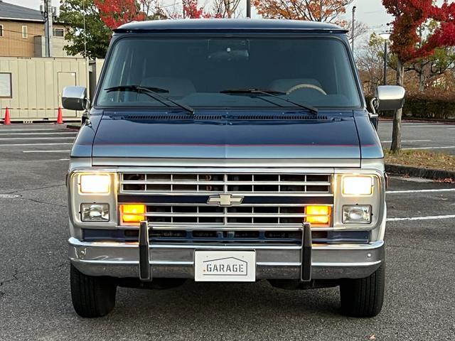 シボレーシェビーバン ベースグレード　Ｇ２０　シェビーバン　Ｇｌａｄｉａｔｏｒ／３ナンバー登録／７人乗り／フローマスター４０（マフラー）／サイド＆リア観音開き／ダブルエアコン／ナビ／バックカメラ／ドラレコ付デジタルインナーミラー／ＥＴＣ（54枚目）