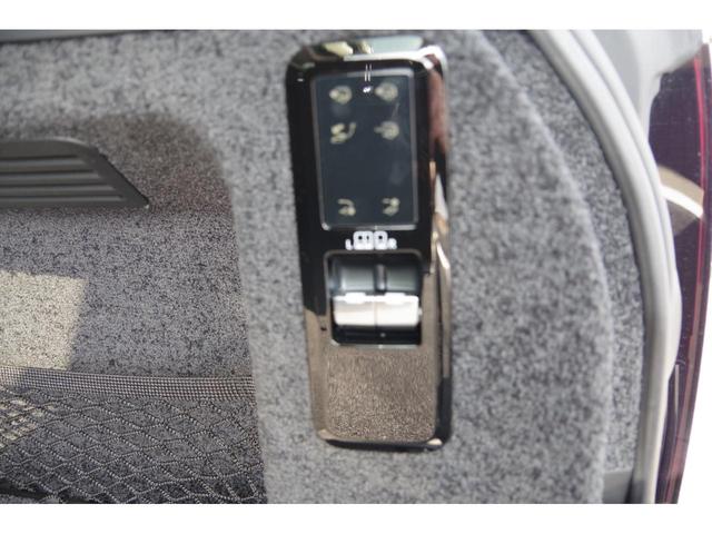 レンジローバー オートバイオグラフィＰ５５０ｅスタンダドホイールベス　２２インチアルミホイール・シャドーエクステリアパック（26枚目）