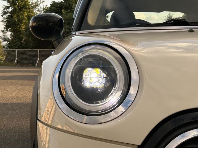 ＭＩＮＩ クーパー　ナビ・ＥＴＣ・禁煙・ＢＴ・Ｂモニタ・キーフリー・ブラックルーフ（3枚目）
