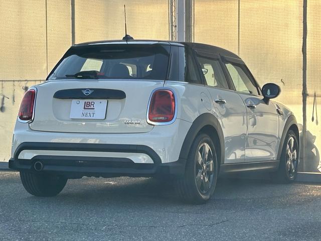 ＭＩＮＩ クーパー　ナビ・ＥＴＣ・禁煙・ＢＴ・Ｂモニタ・キーフリー・ブラックルーフ（23枚目）