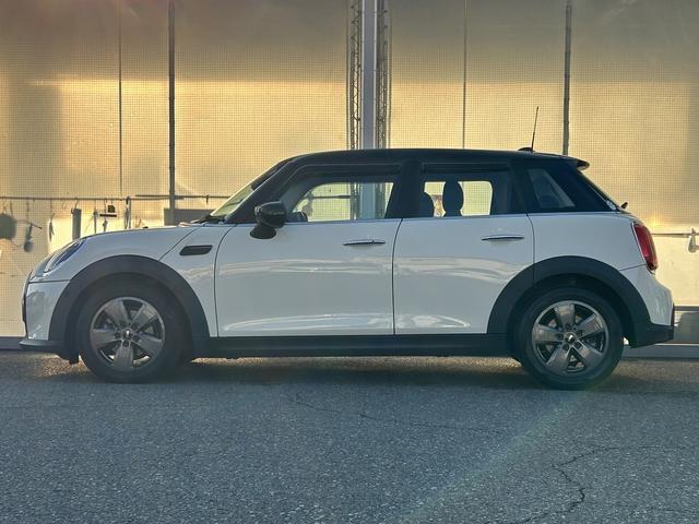 ＭＩＮＩ クーパー　ナビ・ＥＴＣ・禁煙・ＢＴ・Ｂモニタ・キーフリー・ブラックルーフ（26枚目）