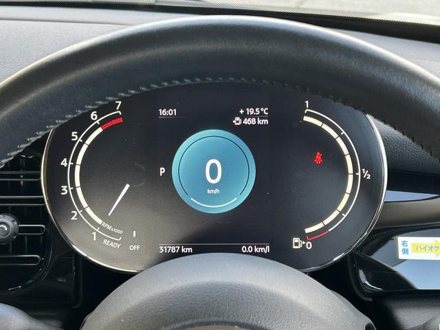 ＭＩＮＩ クーパー　ナビ・ＥＴＣ・禁煙・ＢＴ・Ｂモニタ・キーフリー・ブラックルーフ（30枚目）