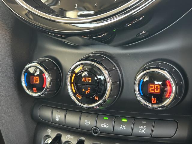 ＭＩＮＩ クーパー　ナビ・ＥＴＣ・禁煙・ＢＴ・Ｂモニタ・キーフリー・ブラックルーフ（34枚目）