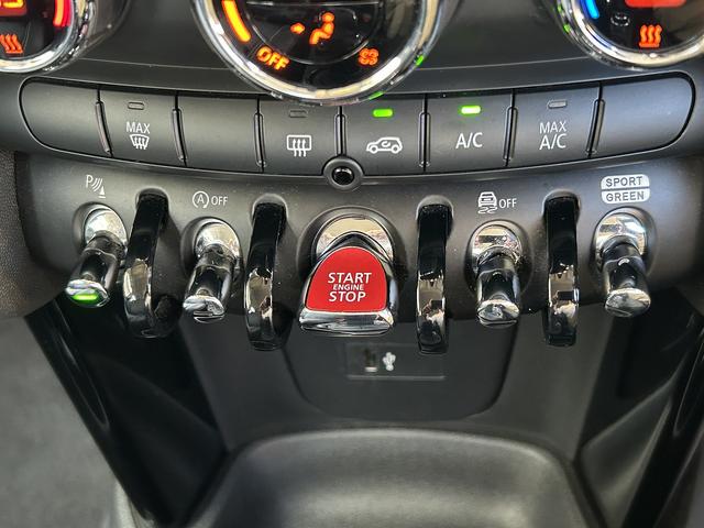 ＭＩＮＩ クーパー　ナビ・ＥＴＣ・禁煙・ＢＴ・Ｂモニタ・キーフリー・ブラックルーフ（35枚目）