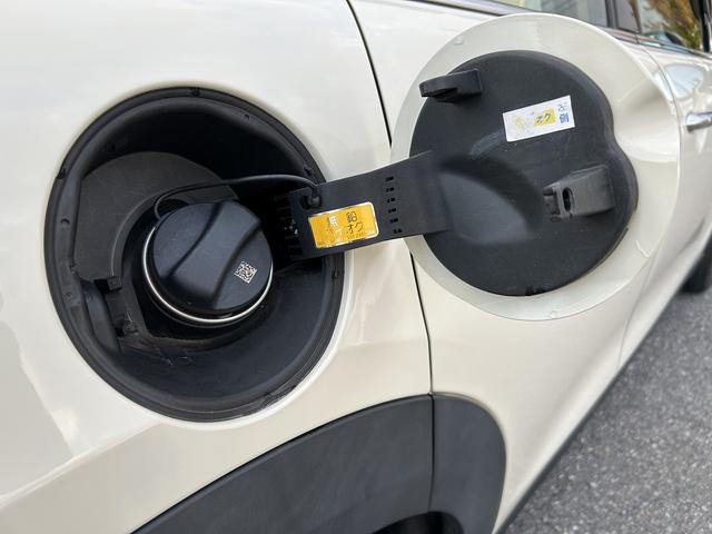 ＭＩＮＩ クーパー　ナビ・ＥＴＣ・禁煙・ＢＴ・Ｂモニタ・キーフリー・ブラックルーフ（46枚目）