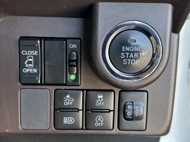 ◆片側パワースライドドア◆運転席のスイッチでも開閉可能です。狭い駐車場でもドアの開閉に気を使わずに乗り降りできます。