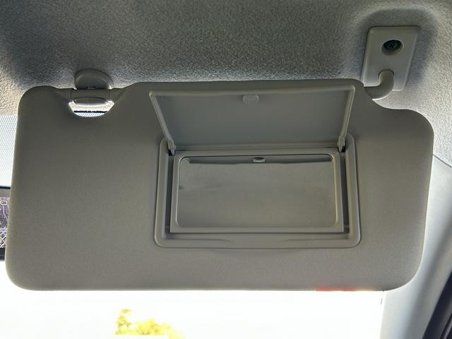 ノート Ｘ　検２付・禁煙車・インナーミラー・社外ナビ・ＢＴ・ＥＴＣ・ＡＡＣ・ソナー・３６０°カメラ・車線逸脱警告・キーレス・ペダル踏み間違い抑制（41枚目）