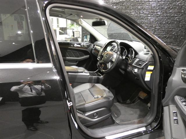 GLクラス GL350 ブルテク4マチックレザーエクスクルシブP レーダーセーフティPKG パノラマSR ブラックレザー 前後シートH 純正HDDナビ 地デジ 360°カメラ 純正20AW 禁煙 右ハンドル 正規ディーラー車(17枚目)