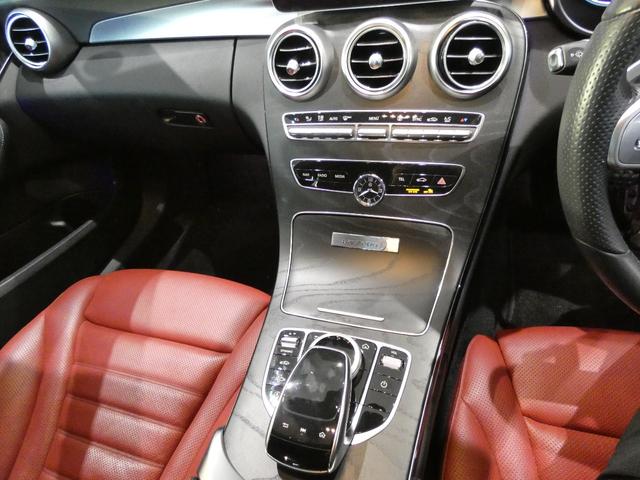 Ｃクラス Ｃ２００　ローレウスエディション　スポーツプラスパッケージ　レザーエクスクルーシブＰＫＧ　レーダーセーフティＰＫＧ　Ｆ席シートＨ　Ｆ席ベンチレーション　Ｂｕｒｍｅｓｔｅｒサウンド　ＨＵＤ　３６０°カメラ　純正ＨＤＤナビ　地デジ　禁煙（11枚目）