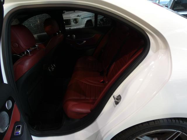 Ｃクラス Ｃ２００　ローレウスエディション　スポーツプラスパッケージ　レザーエクスクルーシブＰＫＧ　レーダーセーフティＰＫＧ　Ｆ席シートＨ　Ｆ席ベンチレーション　Ｂｕｒｍｅｓｔｅｒサウンド　ＨＵＤ　３６０°カメラ　純正ＨＤＤナビ　地デジ　禁煙（21枚目）