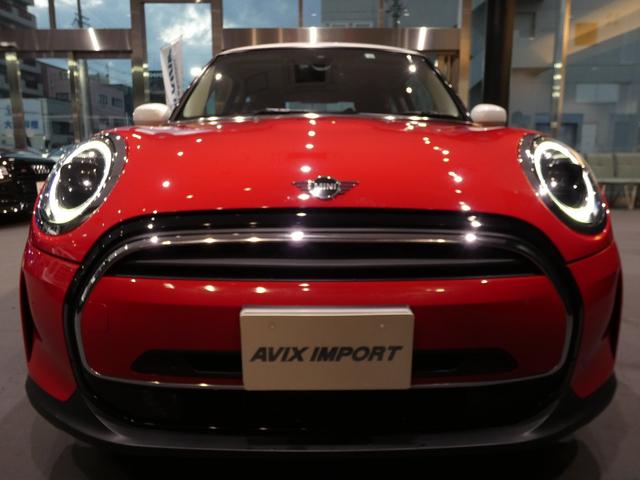 ＭＩＮＩ 　クーパー　アップルカープレイ　ＨＵＤ　シートＨ　Ｒカメラ　パークディスタンス　クルコン　純正１６インチＡＷ　禁煙（29枚目）
