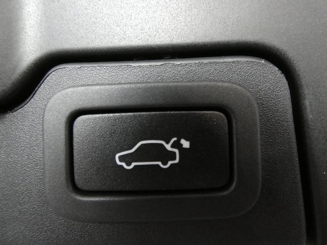 レンジローバーイヴォーク プレステージ パノラミックガラスルーフ F席シートヒーター Merdianサウンド ステアリングヒーター クルコン BSM 茶革 純正ナビ 地デジ 360°カメラ 純正19AW 禁煙 正規D車(23枚目)