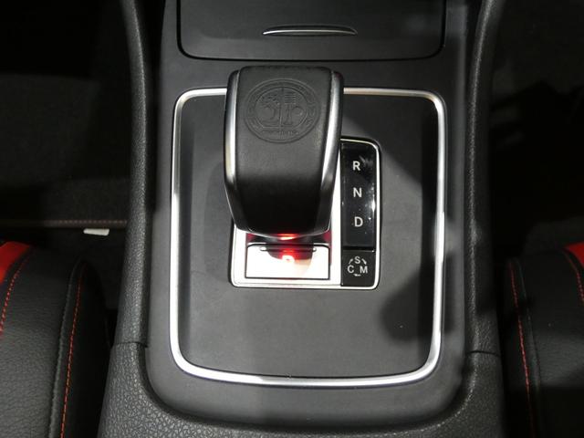 Aクラス A45 AMG 4マチック AMGアドバンストPKG AMGパフォーマンスシート F席シートH BSM 黒革 社外フルエアロ サブコン装着車 harman/kardonサウンド 純正HDDナビ地デジBカメラ BBS19AW 禁煙(13枚目)