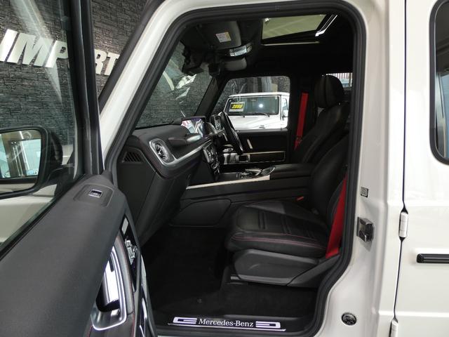 Ｇクラス Ｇ３５０ｄ　マヌファクトゥーアエディション　特別仕様車　ＲＳＰ　Ａ－ＤＰＧ　黒革　ガラスＳＲ　Ｂｕｒｍｅｓｔｅｒ　シートヒーター＋　ベンチレーション　リラクゼーション　ダイナミックシート　純正ナビ　３６０°カメラ　純正２０ＡＷ　禁煙　正規Ｄ車（22枚目）