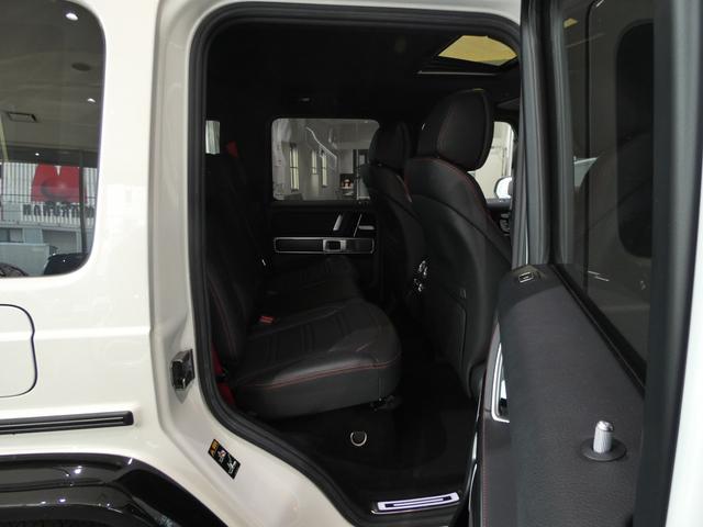 Ｇクラス Ｇ３５０ｄ　マヌファクトゥーアエディション　特別仕様車　ＲＳＰ　Ａ－ＤＰＧ　黒革　ガラスＳＲ　Ｂｕｒｍｅｓｔｅｒ　シートヒーター＋　ベンチレーション　リラクゼーション　ダイナミックシート　純正ナビ　３６０°カメラ　純正２０ＡＷ　禁煙　正規Ｄ車（23枚目）