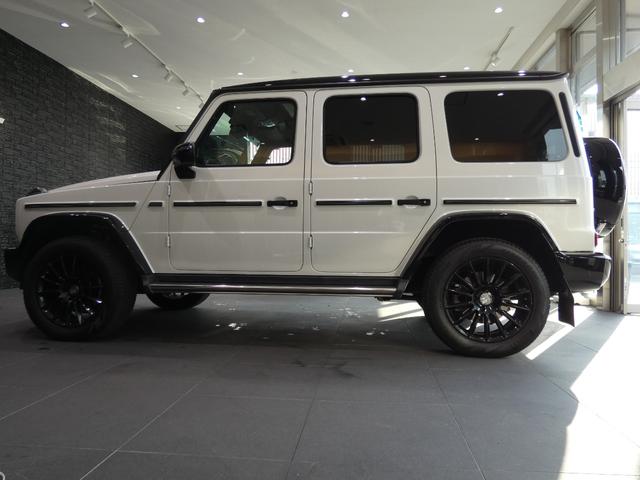 Ｇクラス Ｇ３５０ｄ　マヌファクトゥーアエディション　特別仕様車　ＲＳＰ　Ａ－ＤＰＧ　黒革　ガラスＳＲ　Ｂｕｒｍｅｓｔｅｒ　シートヒーター＋　ベンチレーション　リラクゼーション　ダイナミックシート　純正ナビ　３６０°カメラ　純正２０ＡＷ　禁煙　正規Ｄ車（40枚目）