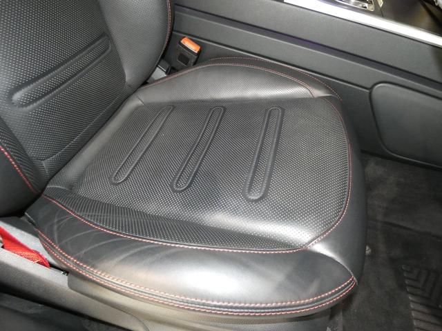 Ｇクラス Ｇ３５０ｄ　マヌファクトゥーアエディション　特別仕様車　ＲＳＰ　Ａ－ＤＰＧ　黒革　ガラスＳＲ　Ｂｕｒｍｅｓｔｅｒ　シートヒーター＋　ベンチレーション　リラクゼーション　ダイナミックシート　純正ナビ　３６０°カメラ　純正２０ＡＷ　禁煙　正規Ｄ車（54枚目）