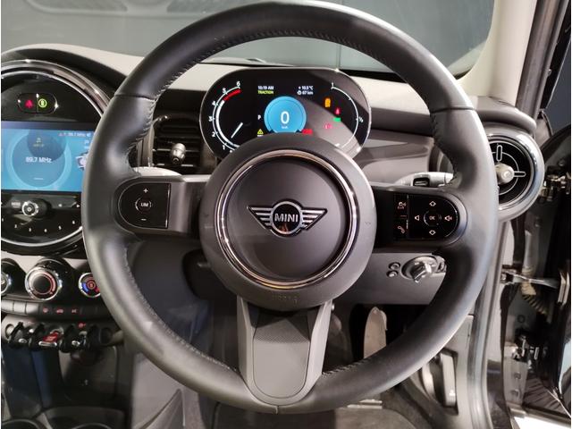 クーパーD エッセンシャルトリム 純正HDDナビゲーションシステム LEDヘッドライト ドライビングアシスト 前車接近警告機能 衝突回避・被害軽減ブレーキ レーンディパーチャーウォーニング 15インチAW(30枚目)
