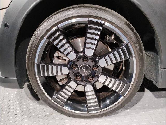 クーパーS 弊社元デモカー レザーパッケージ 純正HDDナビ オプション18インチホイール ドライビングアシストプラス デジタルメーター スマートキー LEDヘッドライト ETC F56(45枚目)