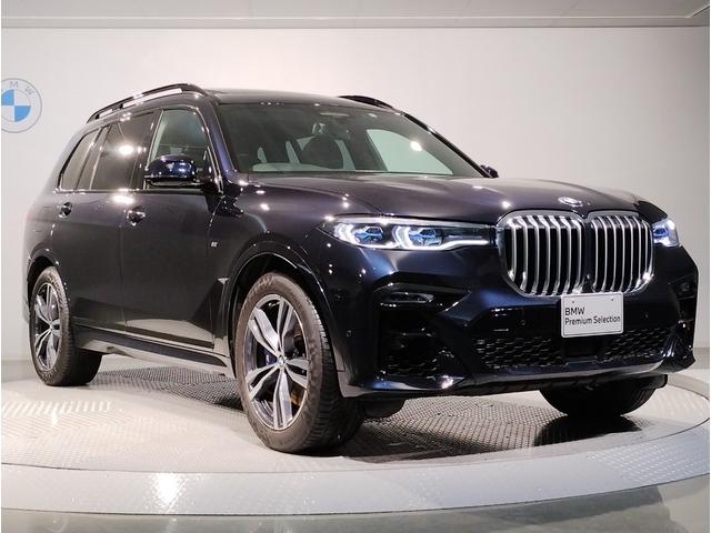 Ｘ７ ｘＤｒｉｖｅ　３５ｄ　Ｍスポーツ　２列目コンフォートシート　６人乗り　ブラックレザーシート　パノラマガラスサンルーフ　純正２１インチアロイホイール　レーザーライト　ヘッドアップディスプレイ　アクティブクルーズコントロール（10枚目）